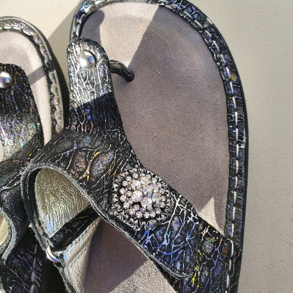 Like New Alegria "Carina" Women's Sandals - Picture 2 of 12